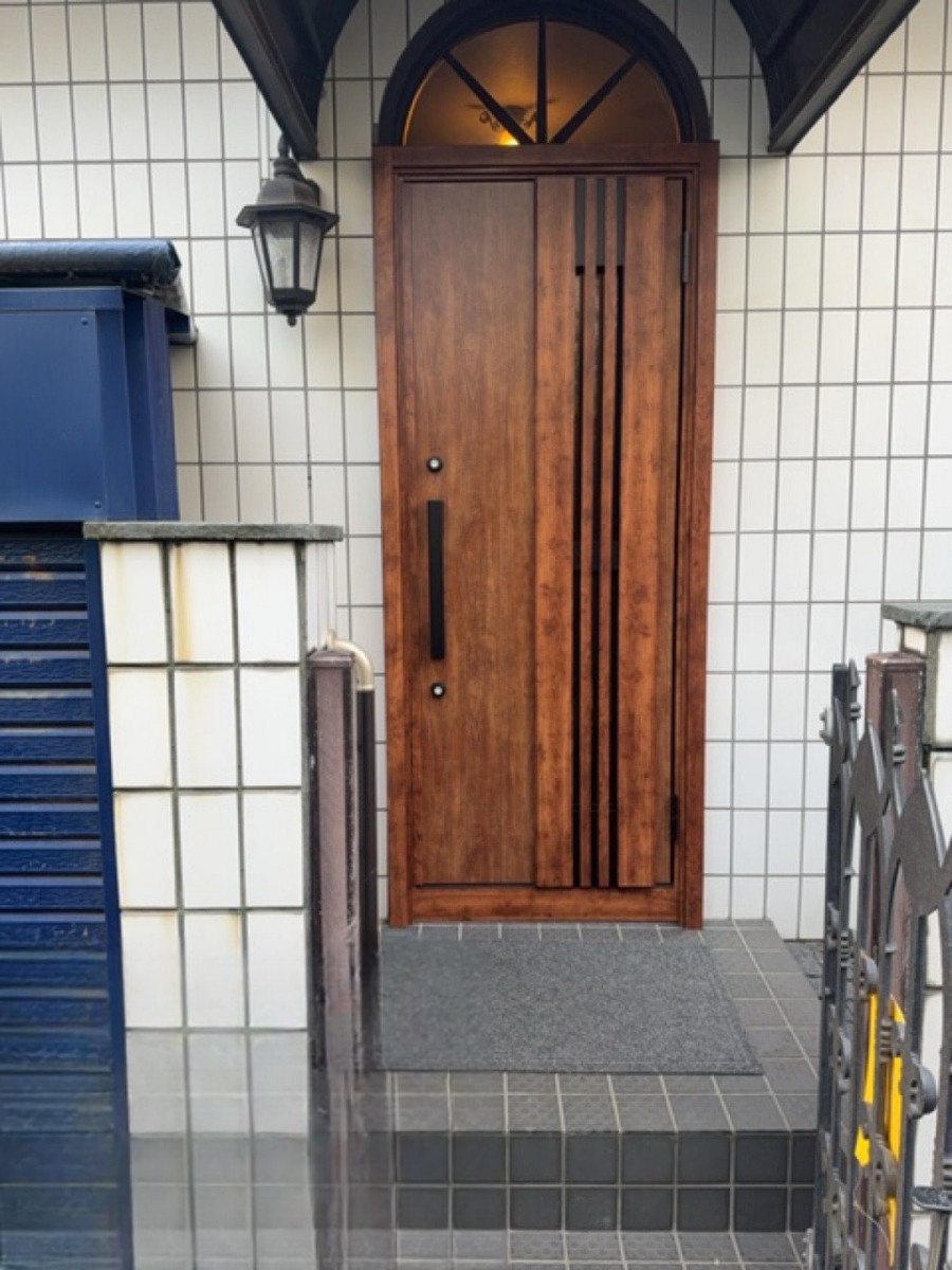 MADOORの【世田谷区】断熱効果を実感したい🏠🔥（リシェント玄関ドア）の施工後の写真1