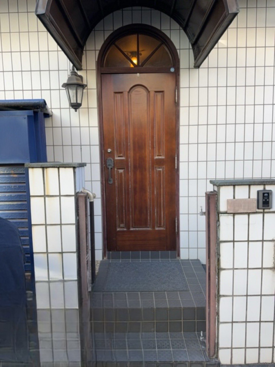 MADOORの【世田谷区】断熱効果を実感したい🏠🔥（リシェント玄関ドア）の施工前の写真1