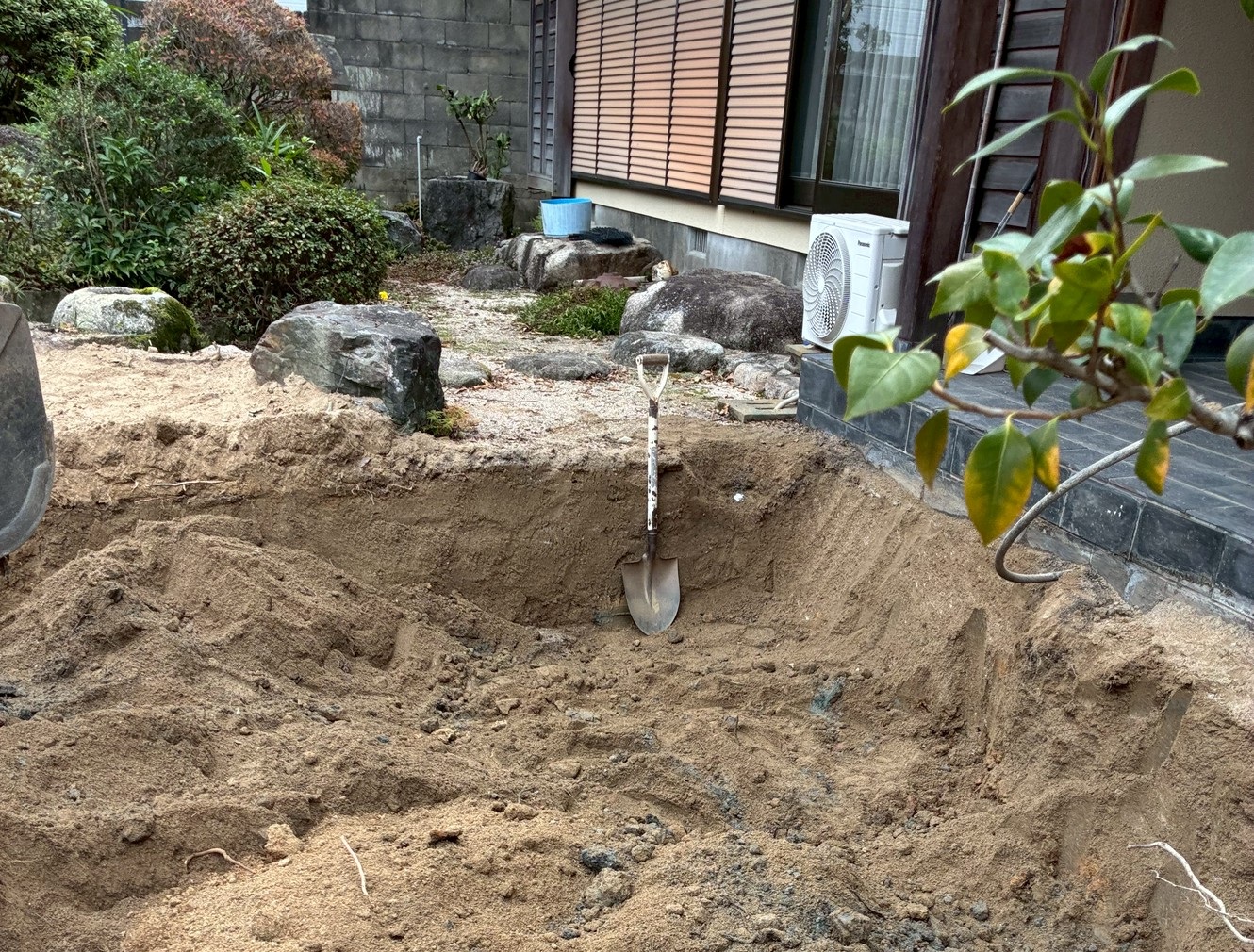 上廣トーヨー住器 E＆Rプロの利便性をとことん追求★スロープで安心安全★駐車場拡張リフォーム【福岡市南区】の施工事例詳細写真2