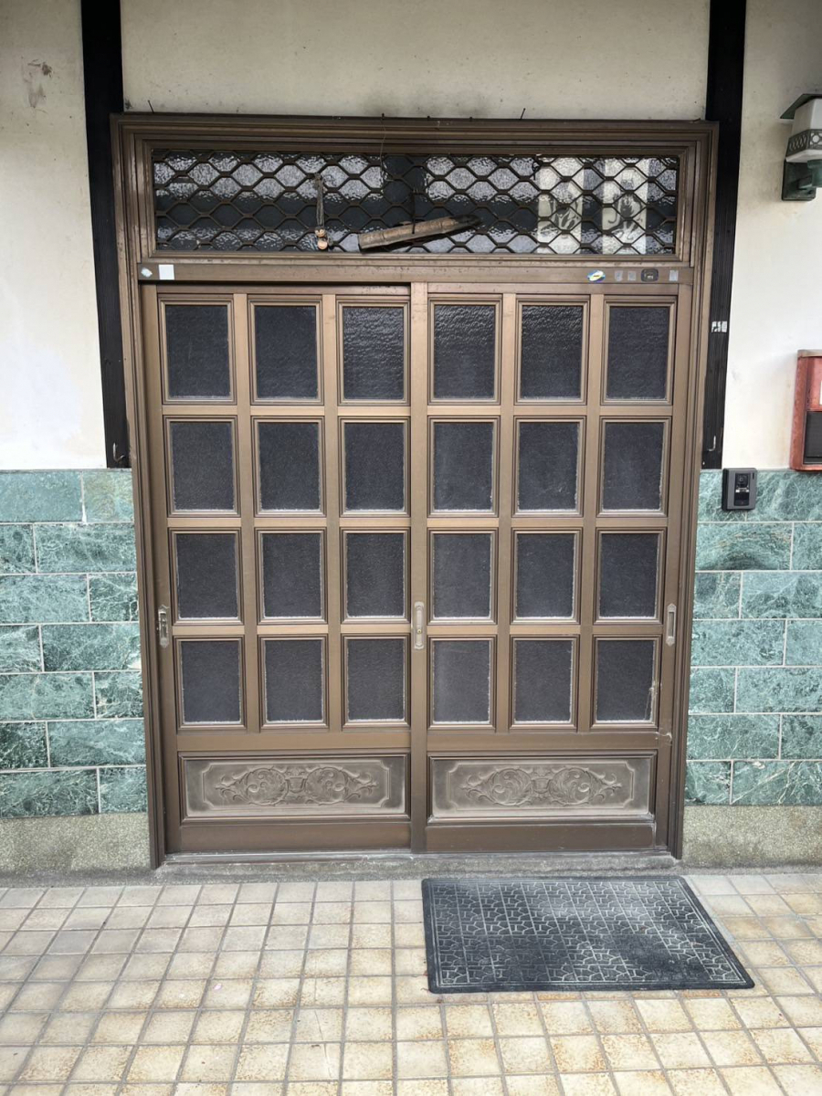 上廣トーヨー住器 E&Rプロの開けやすいのに破られにくい!イメチェンリフォーム★防犯★の施工前の写真1