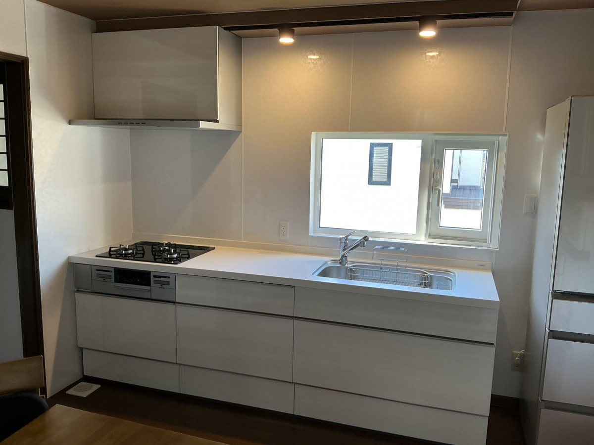 Live a Life(リブアライフ）のキッチンコーナーを目立たなく清潔にの施工後の写真1