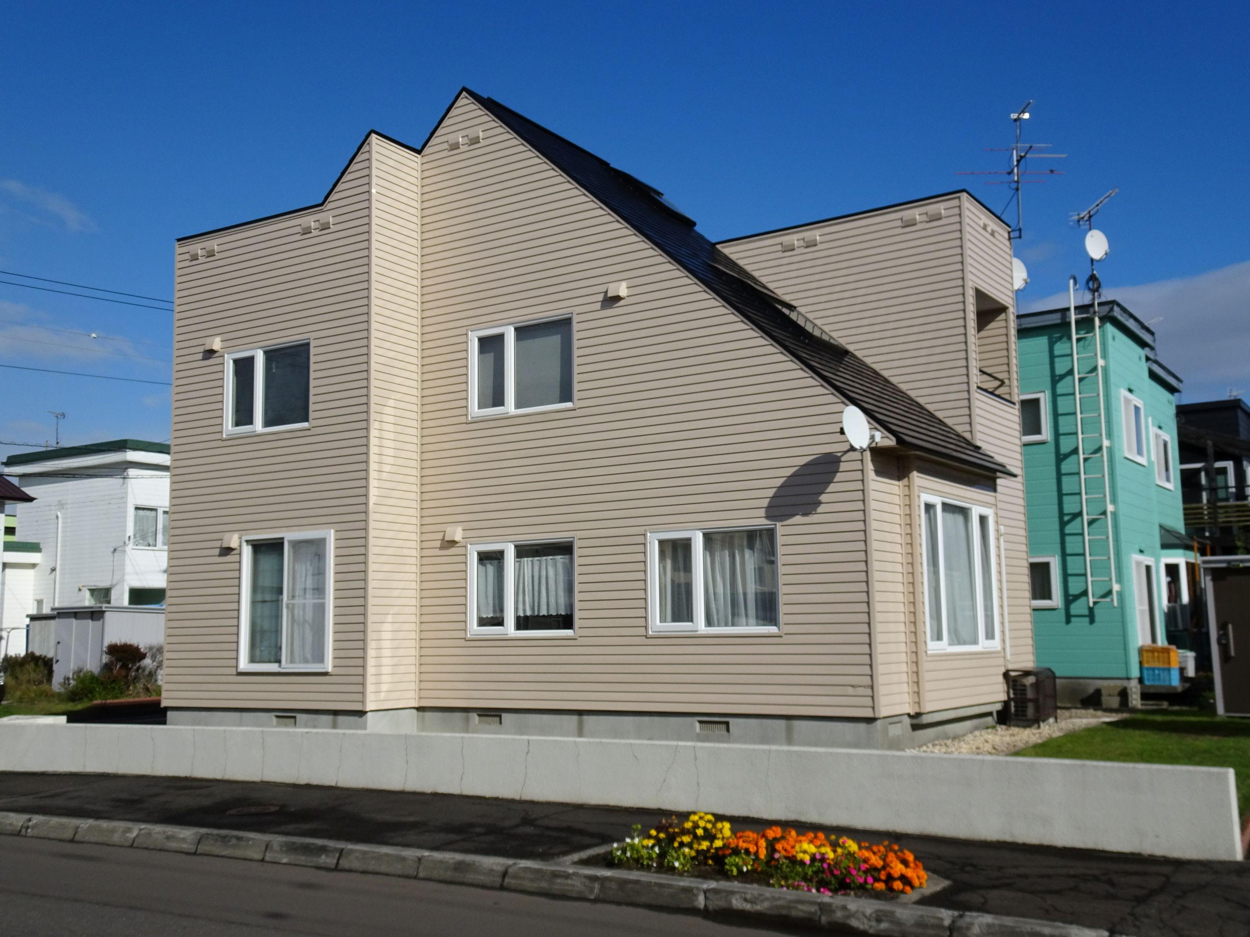 Live a Life(リブアライフ）の初めての外壁塗装の施工後の写真2