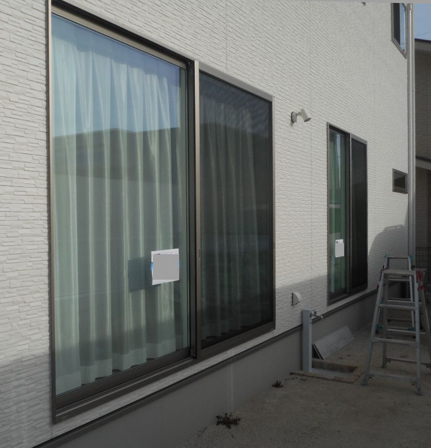 諫早トーヨーのリフォームシャッターでしっかりガード！　🌀台風対策＆防犯性向上の施工前の写真1