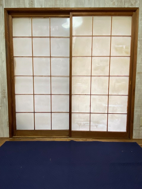 下川原アルミ工業の今となってはあまり効果のない内窓をお取り替えの施工前の写真1