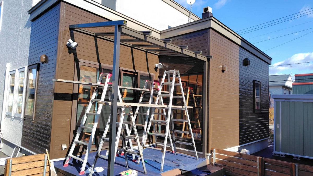 下川原アルミ工業の屋根付きテラスにできますの施工後の写真1