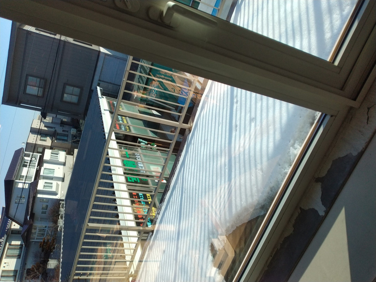 下川原アルミ工業のガラスの色のご紹介の施工後の写真1