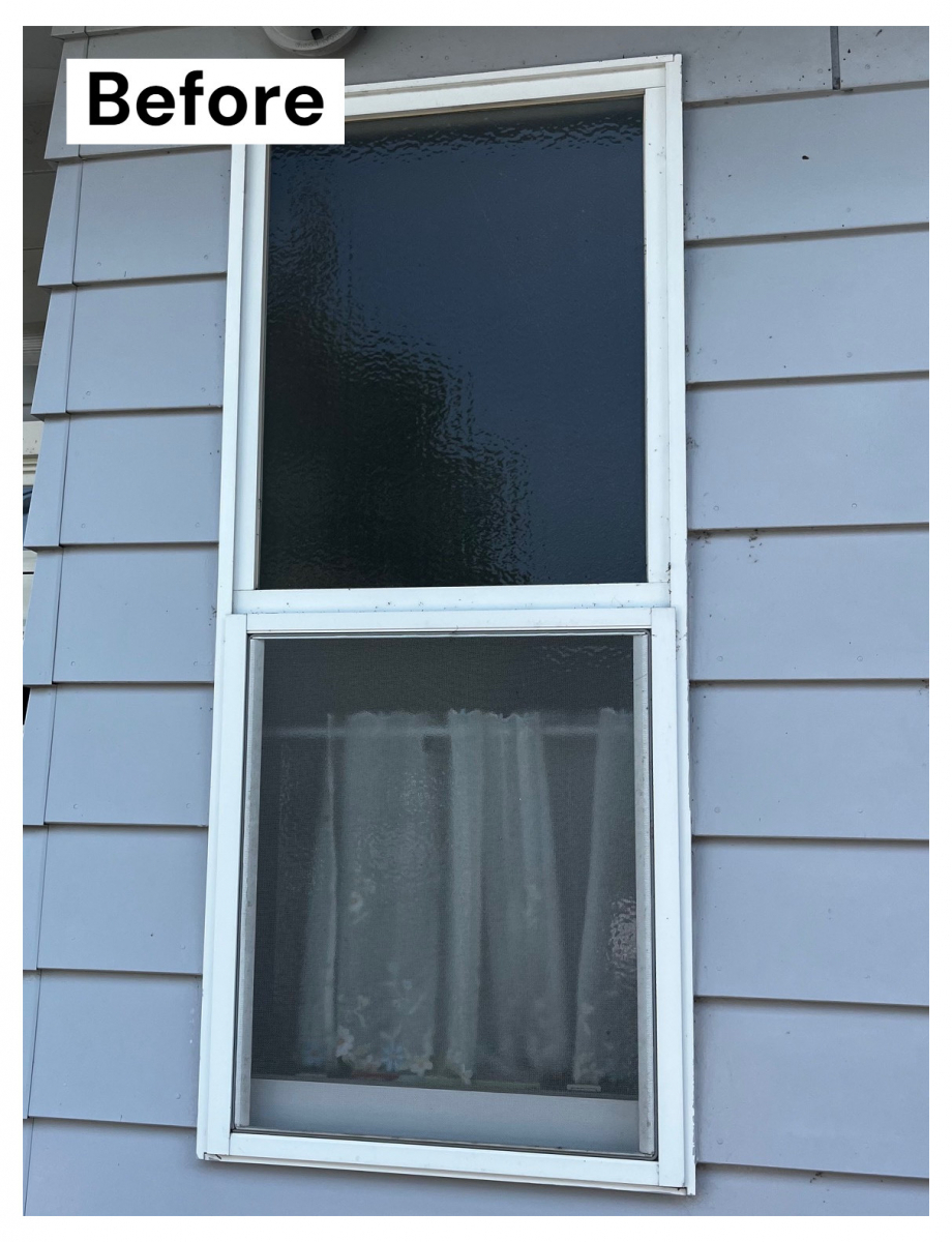 湖西トーヨー住器のリプラスで窓の断熱機能を高めると、暑さ・寒さのお悩みスッキリ♪の施工前の写真1