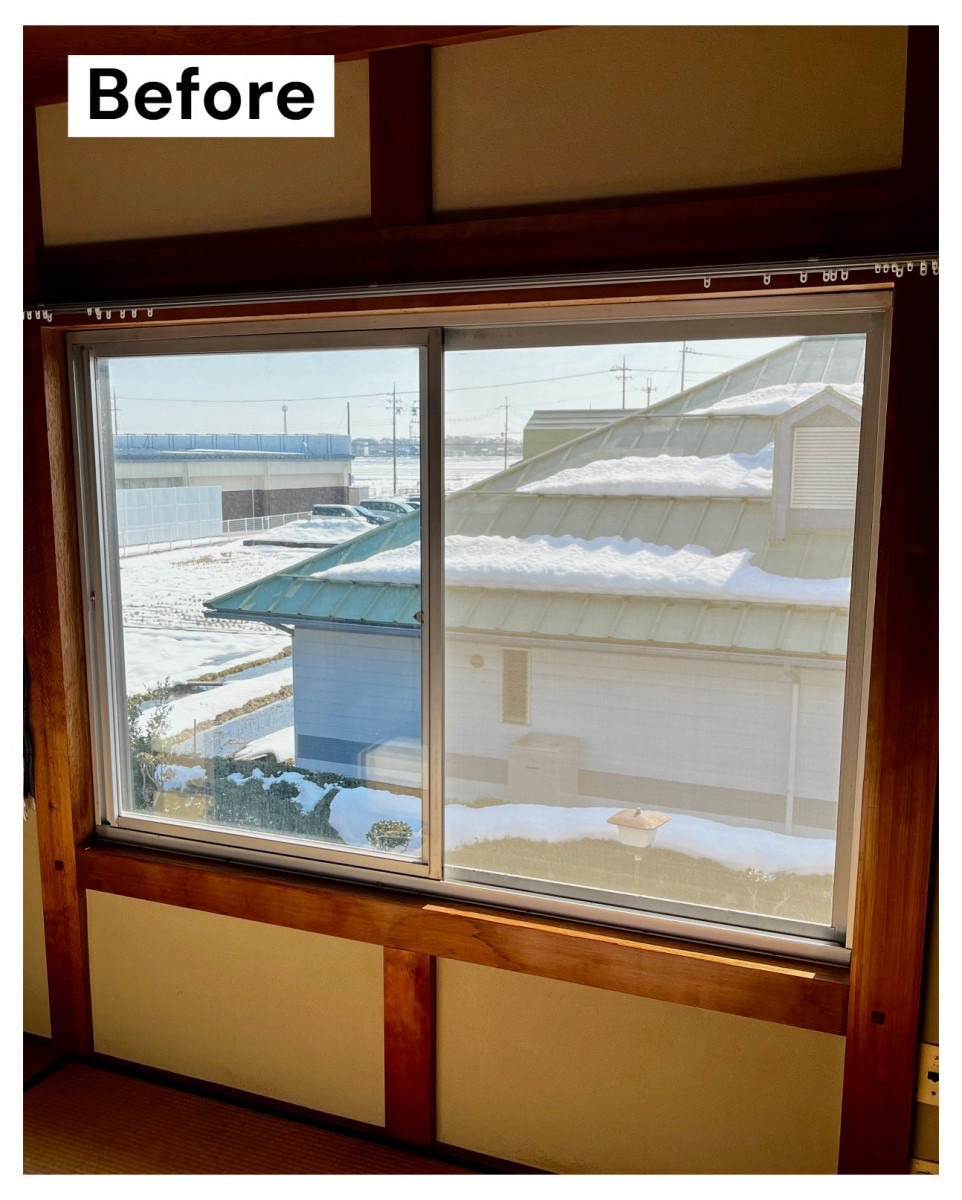 湖西トーヨー住器の窓枠の奥行が足りなくても内窓を取り付けることができます！の施工前の写真1