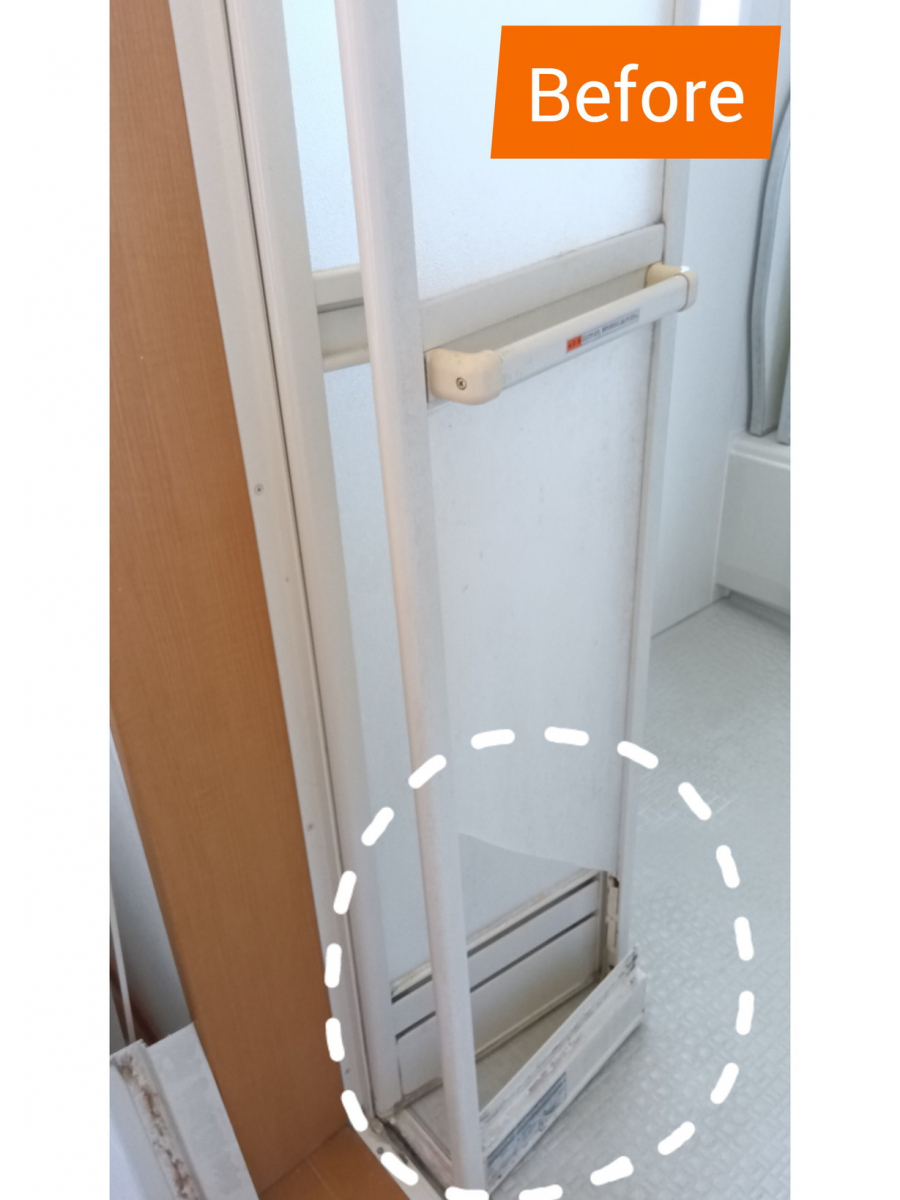 匠の浴室折れ戸補修🎈の施工前の写真1