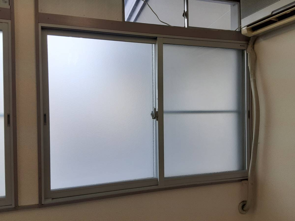 八戸トーヨー住器の１dayリフォームの内窓の施工後の写真1