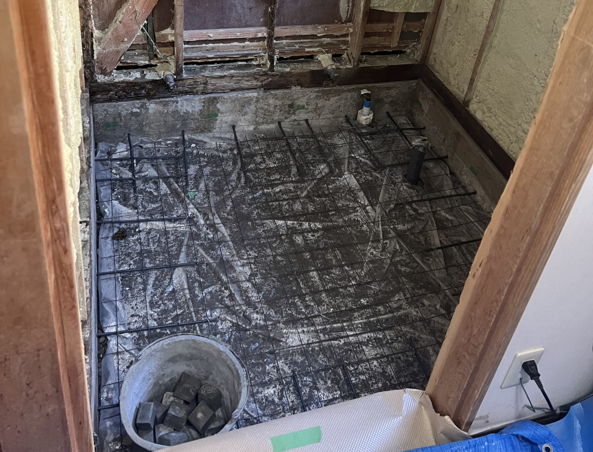 八戸トーヨー住器の八戸市内 浴室リフォーム工事の施工前の写真2