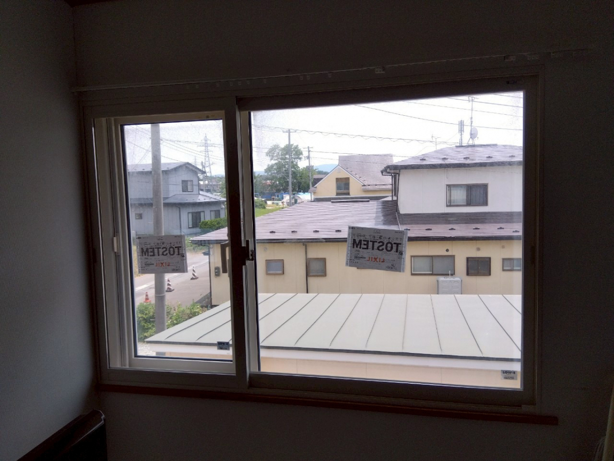 八戸トーヨー住器の八戸市内 補助金活用の内窓工事!の施工後の写真1