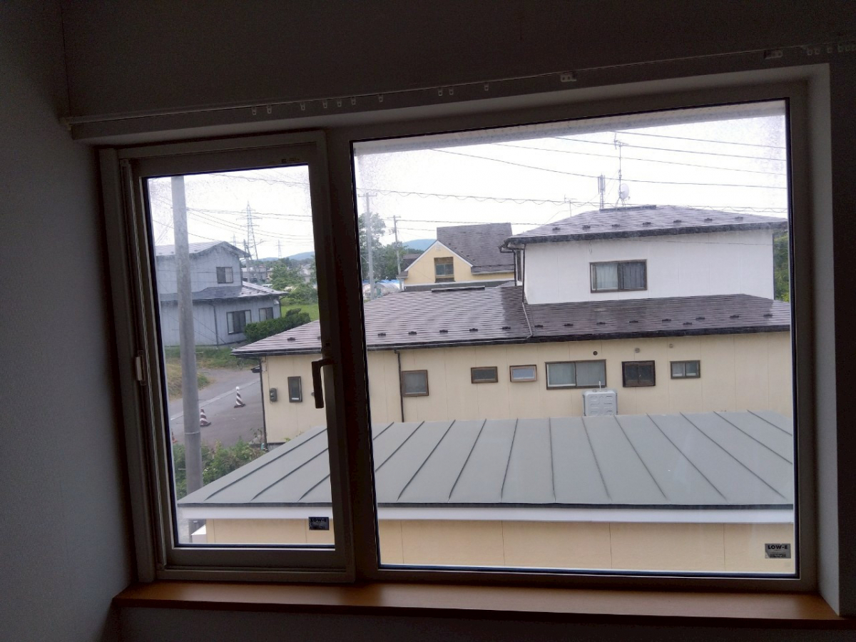 八戸トーヨー住器の八戸市内 補助金活用の内窓工事!の施工前の写真1