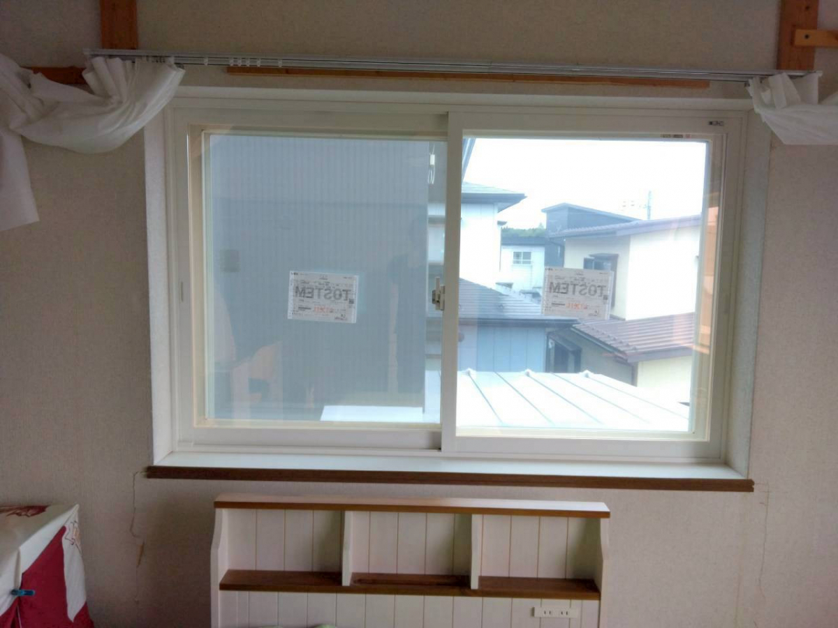 八戸トーヨー住器の八戸市でカンタン快適♪ LIXIL「インプラス」であったか＆静かな窓まわりへ✨の施工後の写真1