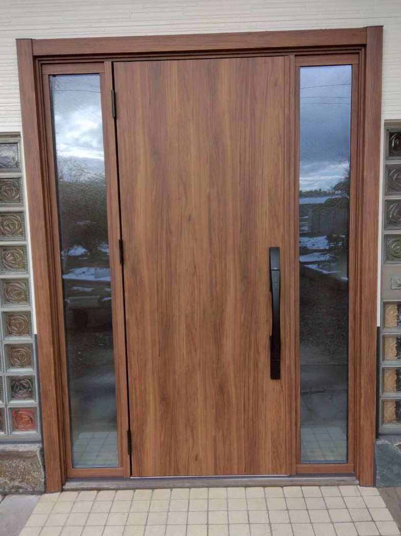 八戸トーヨー住器の八戸市「引き戸からドアに！？」長年の疑問を解消！🗝️まさかの大変身！！！の施工後の写真1