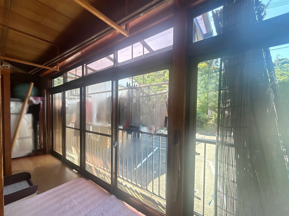 肥後トーヨー住器の熊本市　内窓取付の施工前の写真2