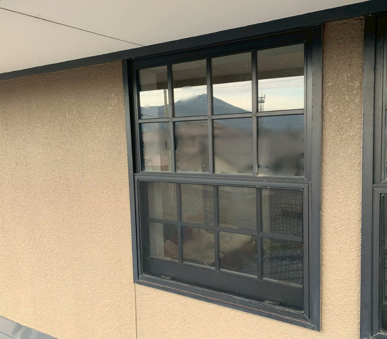 肥後トーヨー住器の熊本市　窓の取替え簡単リフォームの施工前の写真2