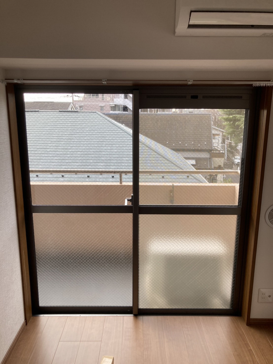 ケイワンリフォームのマンションの内窓インプラス工事の施工前の写真2