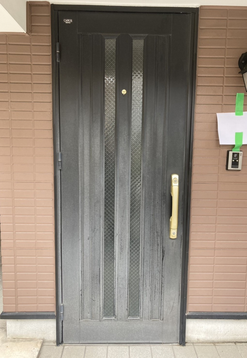 ケイワン・マドの【大田区】安心・快適・デザイン性。たった1日で叶う玄関リフォーム✨の施工前の写真1