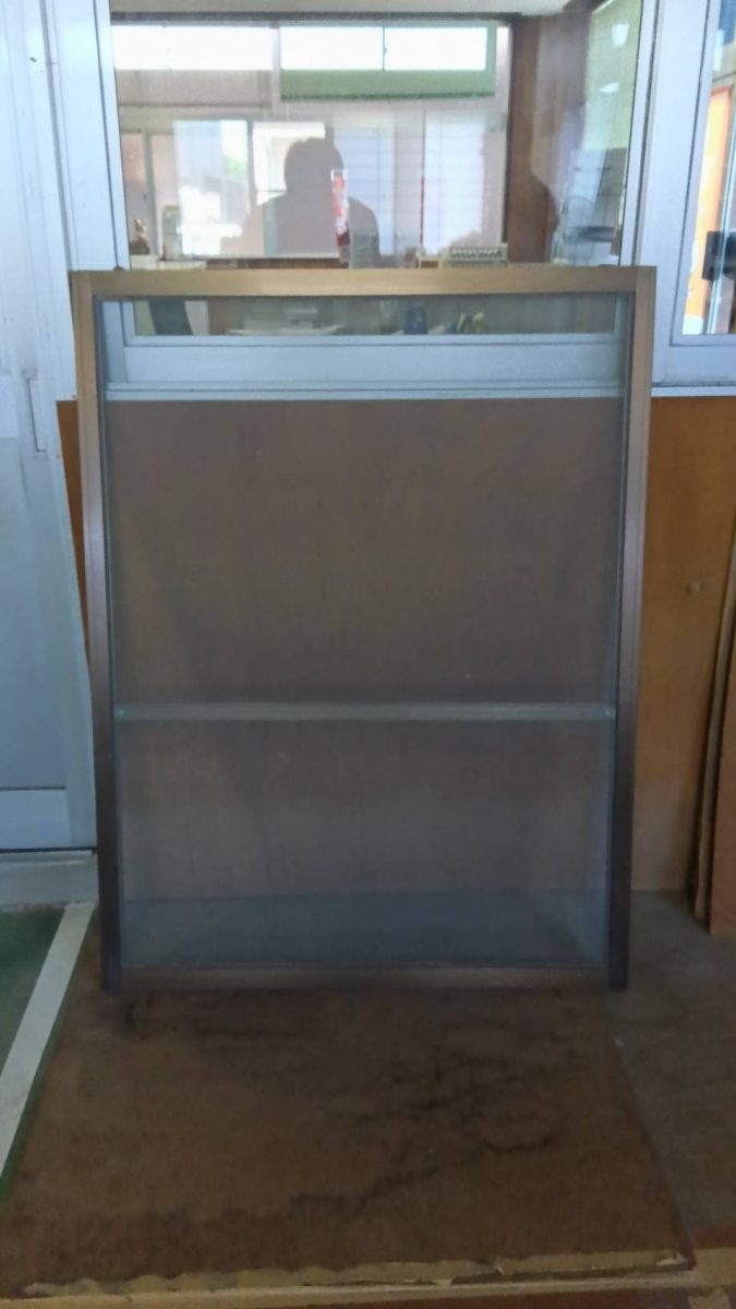 山口西京トーヨー住器 長門の網戸張替工事の施工後の写真1