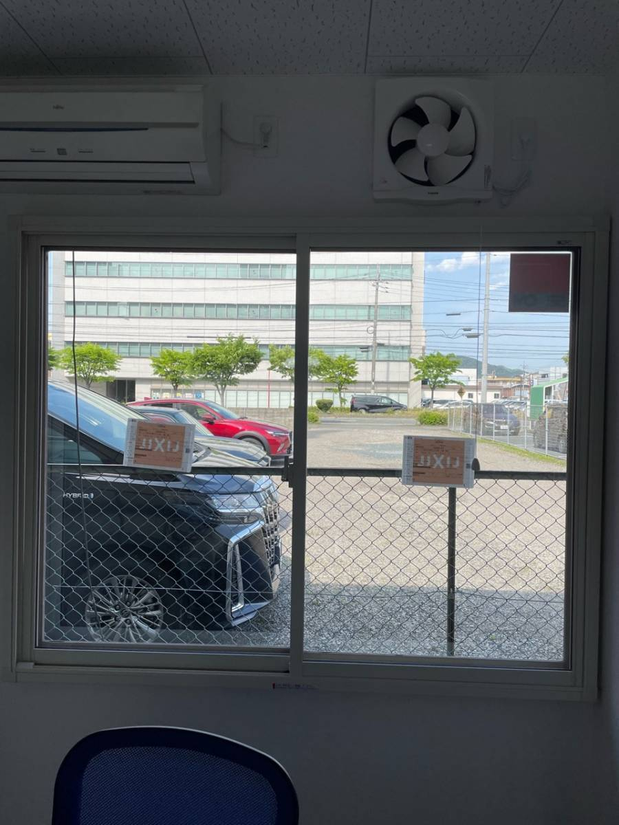 山口西京トーヨー住器の窓リフォーム インプラス 内窓設置の施工後の写真2