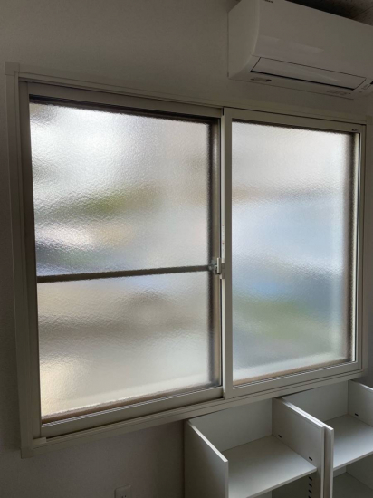 山口西京トーヨー住器の窓リフォーム インプラス 内窓設置施工事例写真1