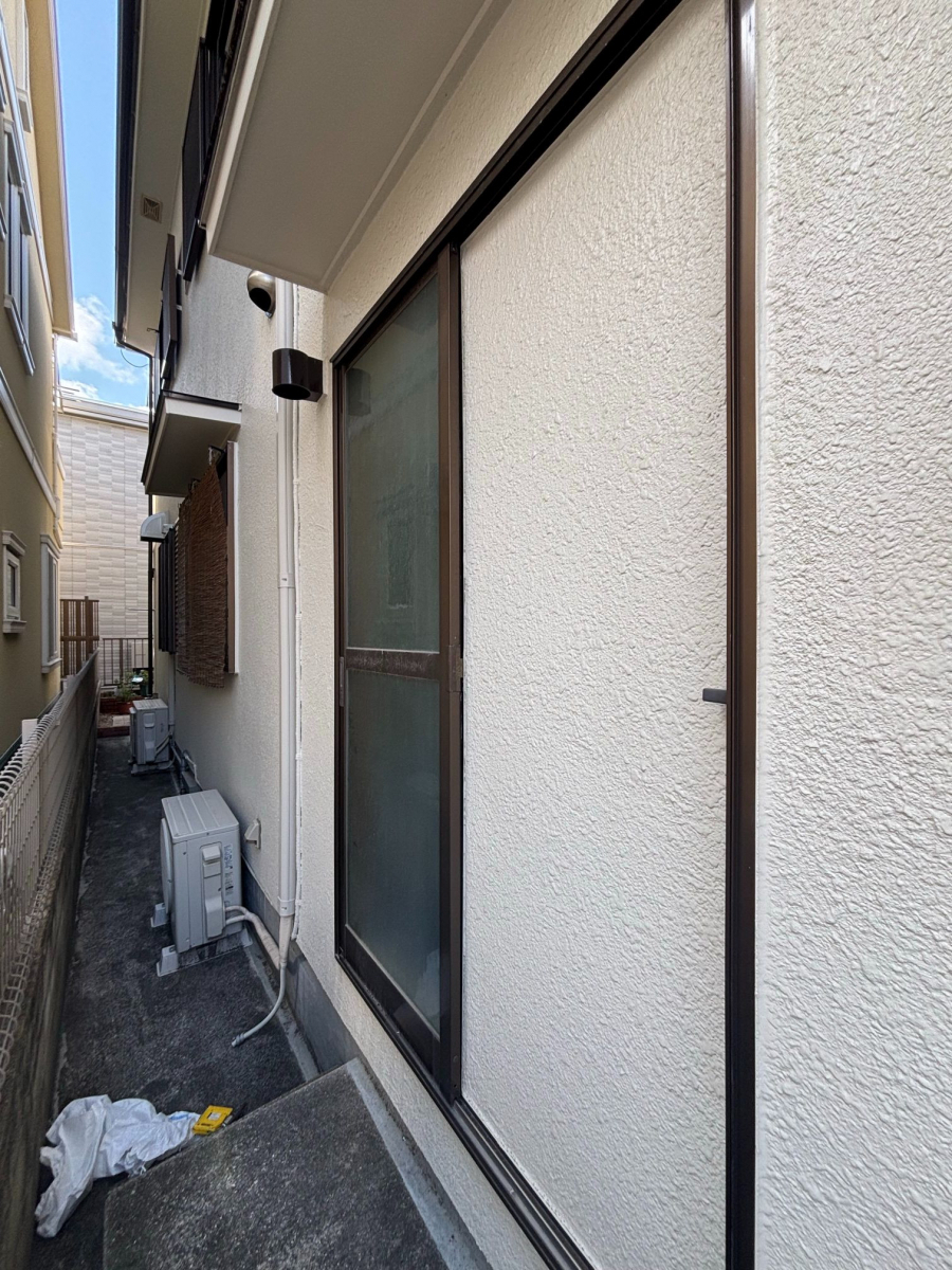 リフォームきたむらの兵庫県伊丹市N様邸|断熱と防犯性、そしてプライバシー。安心・快適な勝手口へリフォームの施工前の写真1