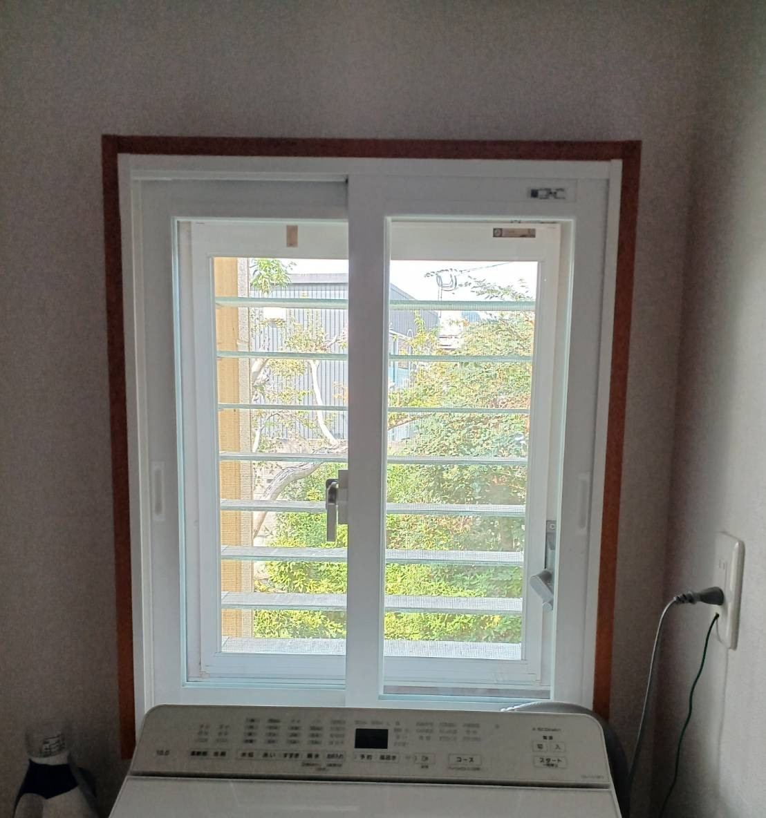 米田トーヨー住器の【内窓】寒さ・結露・視線対策を一気に解決!補助金でお得にあたたかリフォーム。【補助金締切迫る】の施工後の写真1