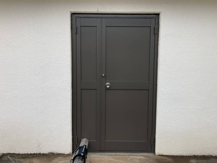 小島サッシトーヨー住器の稲敷郡M様　クリエラ親子ドア取付工事を行いました。の施工後の写真1