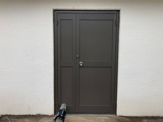小島サッシトーヨー住器の稲敷郡M様　クリエラ親子ドア取付工事を行いました。施工事例写真1