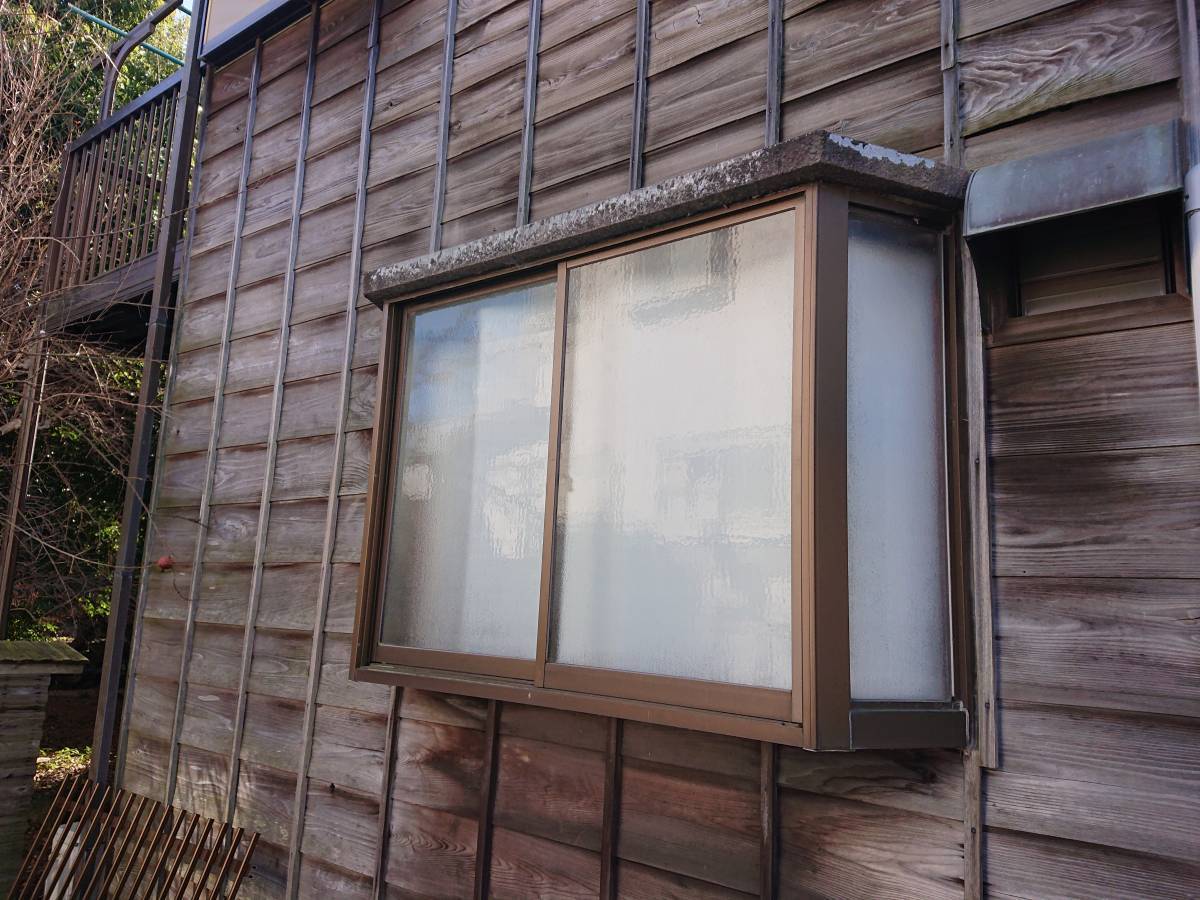 小島サッシトーヨー住器の防犯対策!! 面格子工事を行いました!の施工前の写真1