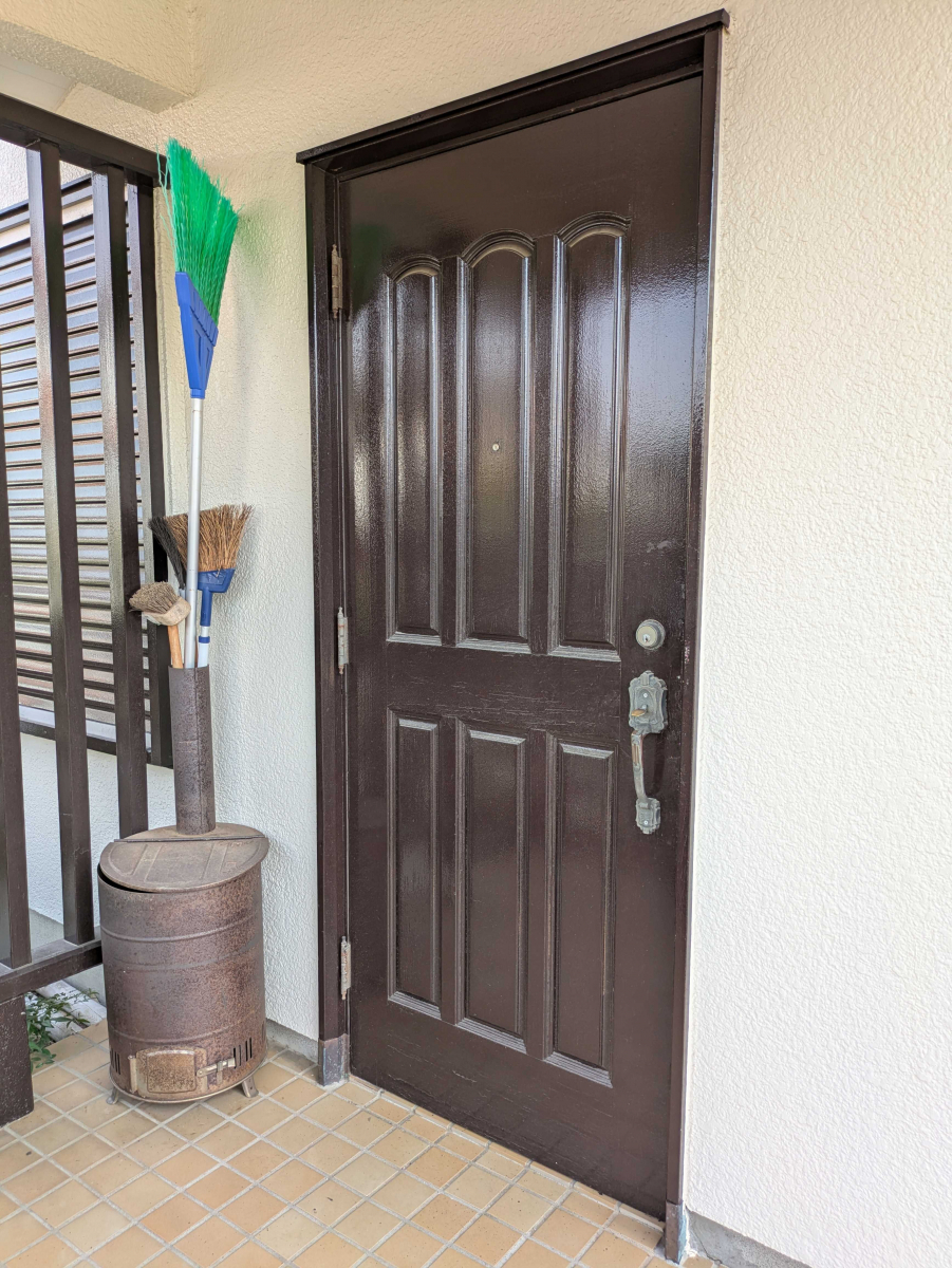 小島サッシトーヨー住器の玄関は1日で新しくなります!の施工前の写真1