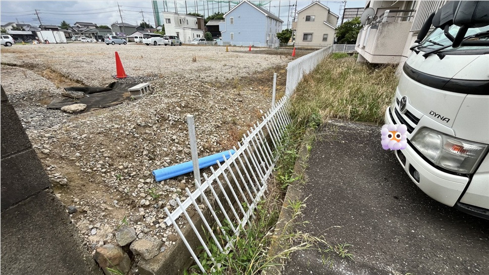 小島サッシトーヨー住器のフェンスの修理をさせていただきました🚧の施工前の写真1