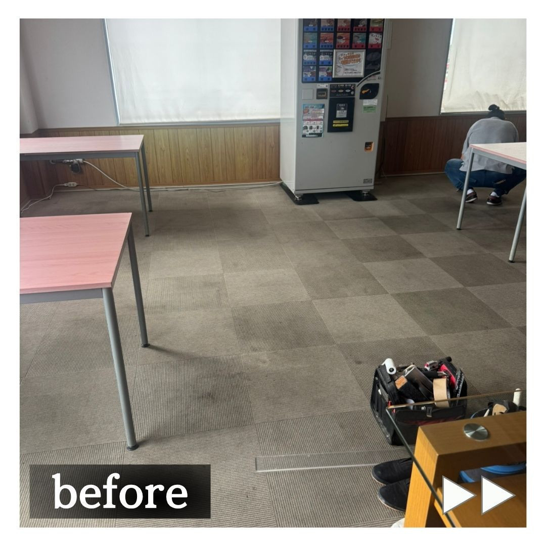 小島サッシトーヨー住器の店舗の掃除が劇的に楽になる！某車屋様の床貼り替えリフォーム事例！の施工前の写真1