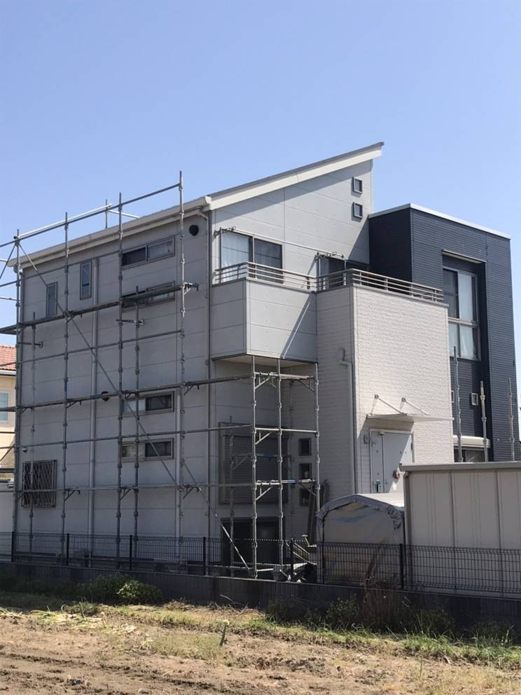 小島サッシトーヨー住器の常総市A様邸　外壁張替え工事を行いました。の施工前の写真2