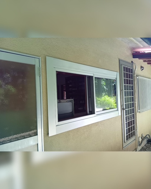 コスモトーヨー住器の【八王子市】取替窓リプラスの施工しました。の施工後の写真1