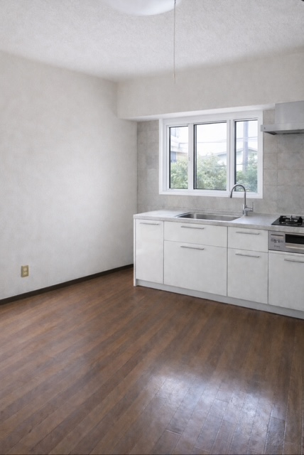 部屋がパッとしないのは、窓のせいかも? NCCトーヨー住器 諏訪店のブログ 写真4