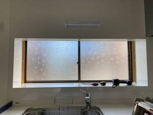 NCCトーヨー住器 諏訪店の内窓インプラスとアクセント手すりを取り付けましたの施工前の写真1