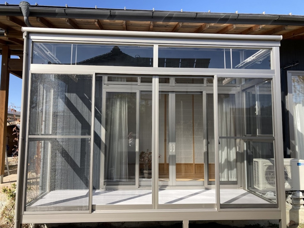 NCCトーヨー住器 諏訪店の黄砂や花粉も気にせず、お天気が心配な時も安心してお洗濯物を干せるサンルーム🌞の施工後の写真1