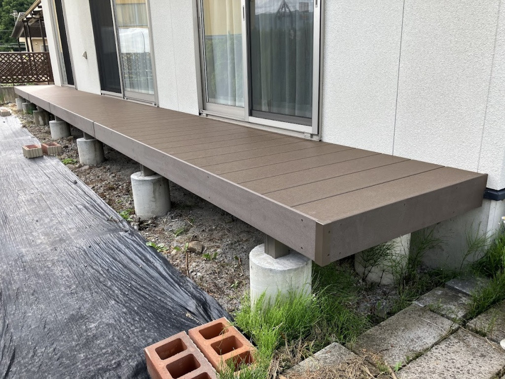NCCトーヨー住器 諏訪店の人工木デッキ　樹ら楽ステージ　取り付けました！！の施工後の写真1