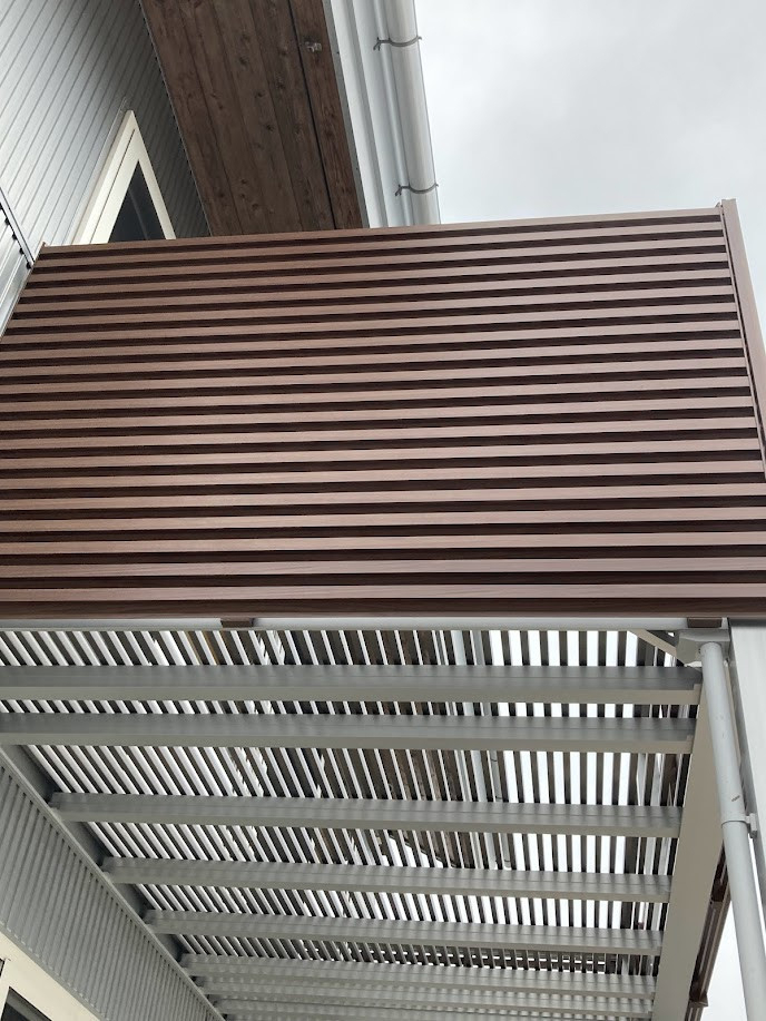 NCCトーヨー住器 諏訪店の屋根のないバルコニーで太陽光を生かした生活へ!の施工後の写真3