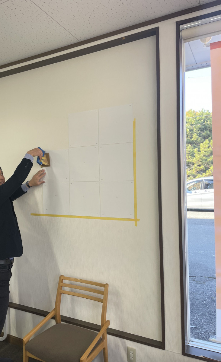 NCCトーヨー住器 諏訪店の諏訪店入り口にLIXIL【エコカラット】を設置しました！！の施工前の写真2