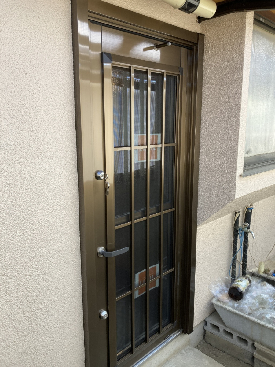 NCCトーヨー住器 諏訪店の１日で工事完了！！～リシェント勝手口ドア～の施工後の写真3