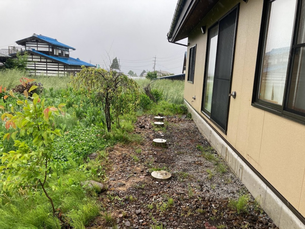 NCCトーヨー住器 諏訪店のお庭の空間を快適に！！の施工前の写真1