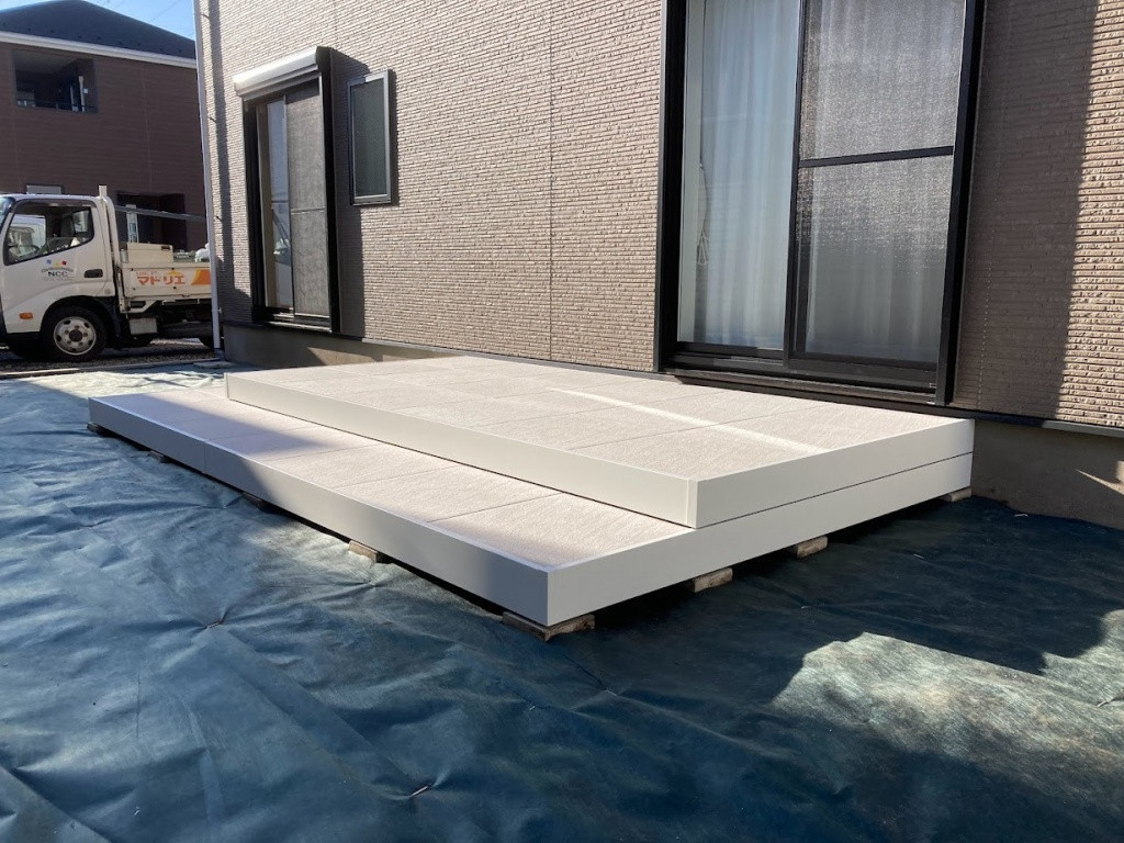 NCCトーヨー住器 諏訪店のタイルデッキを設置しました！！の施工後の写真2