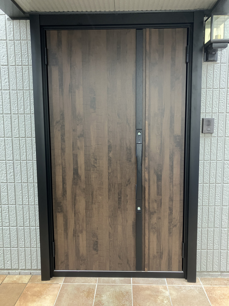 NCCトーヨー住器 諏訪店の【玄関リフォーム】リシェント玄関ドア施工させていただきました！の施工後の写真1