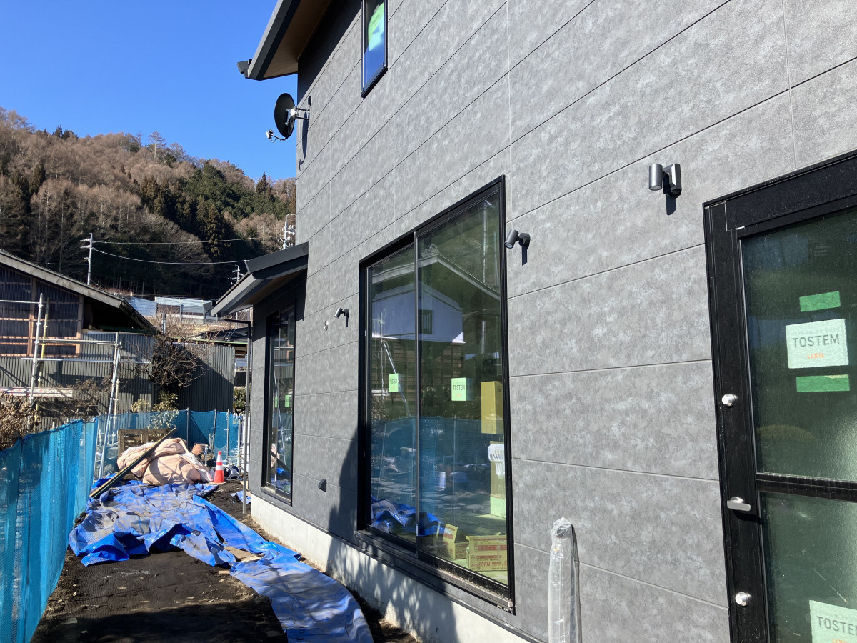 NCCトーヨー住器 諏訪店の雨の日でも換気・洗濯OK！暮らしの利便性を高めたオーニング！の施工前の写真1