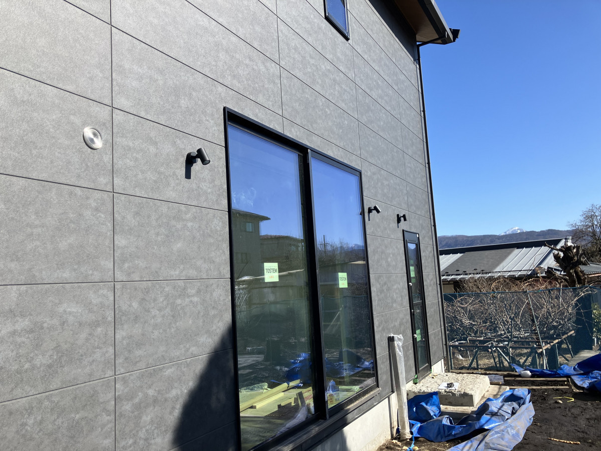 NCCトーヨー住器 諏訪店の雨の日でも換気・洗濯OK！暮らしの利便性を高めたオーニング！の施工前の写真2