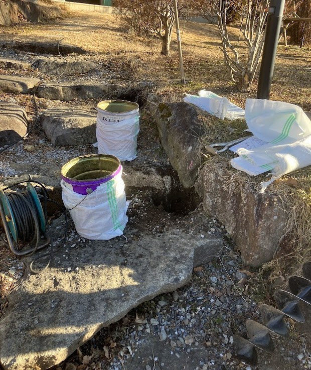 NCCトーヨー住器 諏訪店の外階段に手すりを後付けしました【施工事例】の施工前の写真2