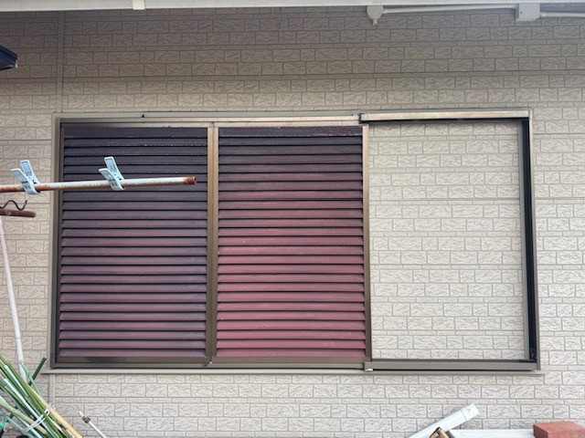 窓屋 茂原店の古い雨戸サッシをシャッターに交換の施工前の写真2